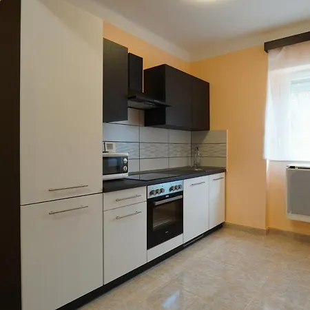 Lia Apartment Pecs