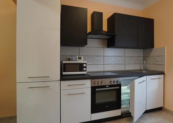 Lia Apartment *